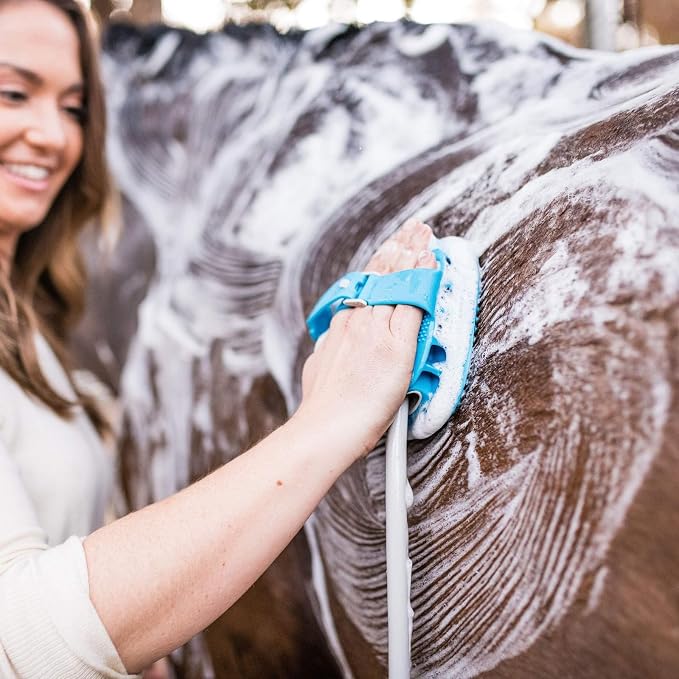 Aquapaw 5-in-1 Horse & Dog Bath Brush & Curry Comb - Image 7