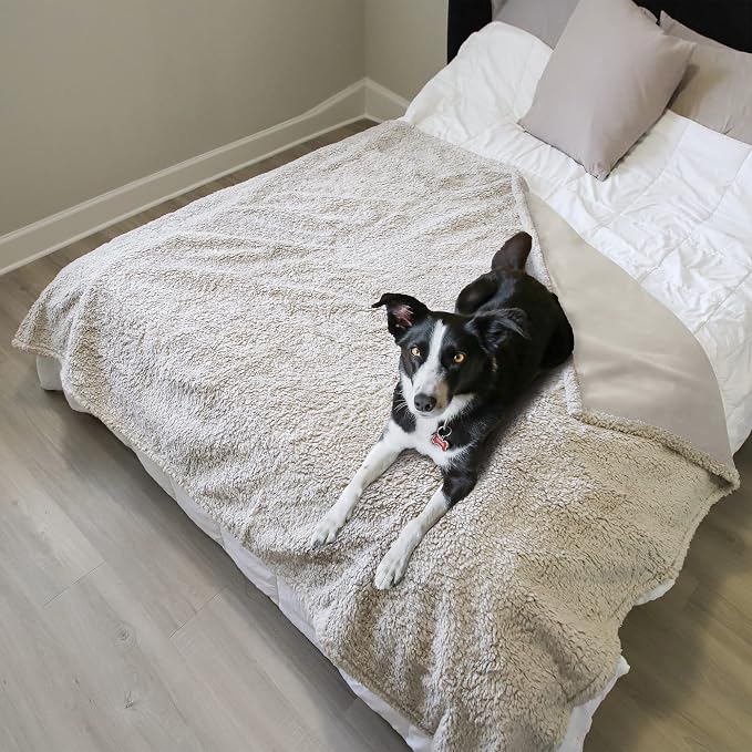 Kritter Planet Large Waterproof Bed Blanket - Image 5